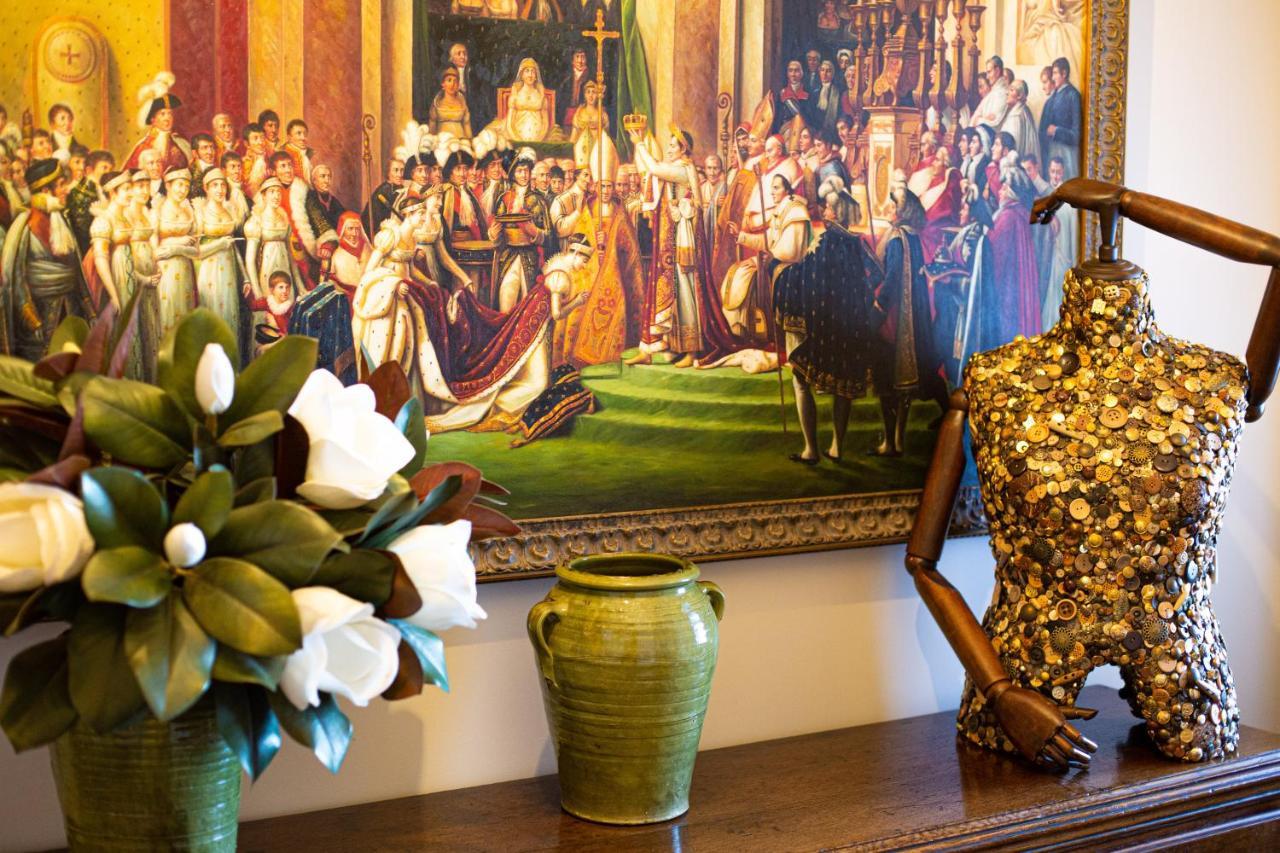 샌디베이 The Rivulet B&B 외부 사진 The interior of the Embassy of the Republic of the Congo in Paris